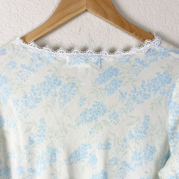 VINTAGE EILEEN WEST Women Size Small Blue Floral Robe Sleep Nightgown Lace Trim - Picture 9 of 10